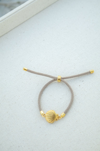 Shell Rope Bracelet