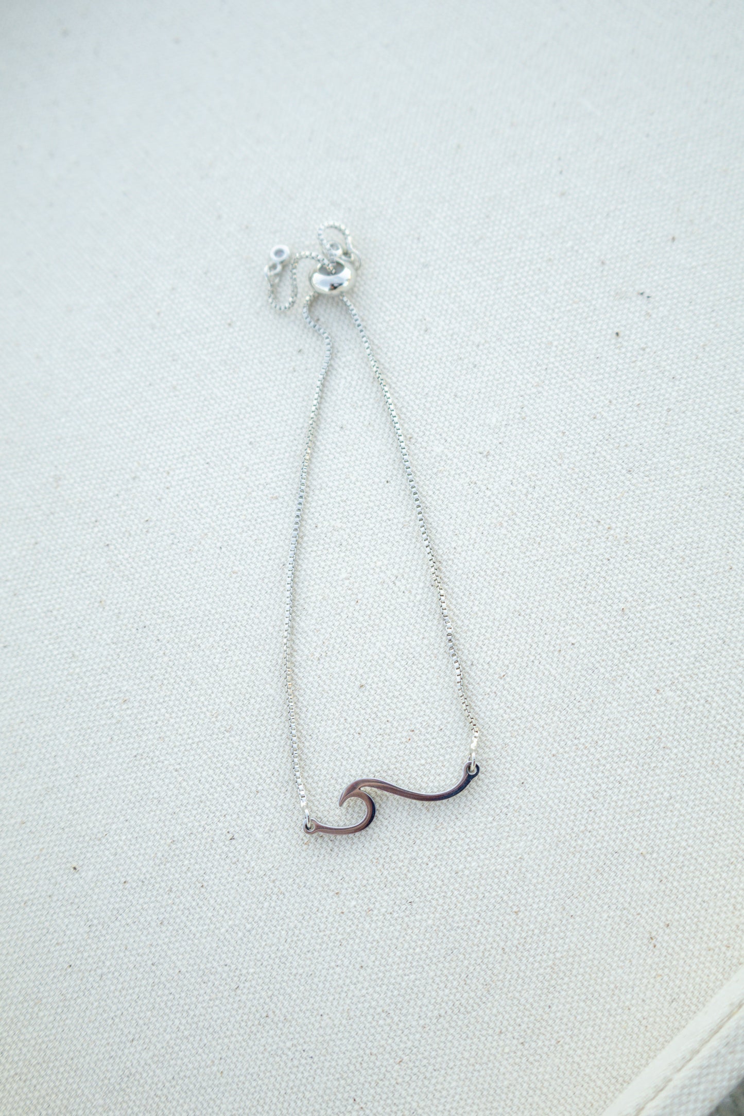 Wave Pull Chain Bracelet