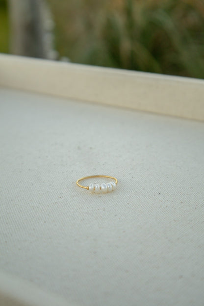 Gold 5 Pearl Ring