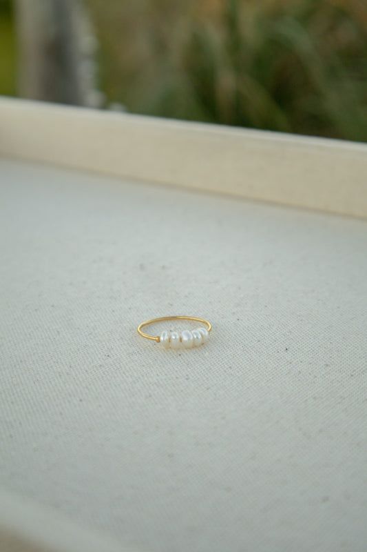 Gold 5 Pearl Ring