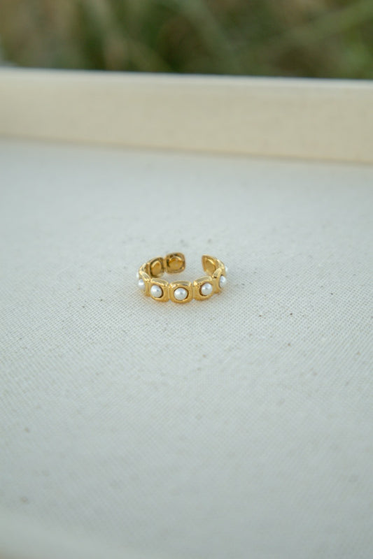 Gold Pearl Infinity Ring