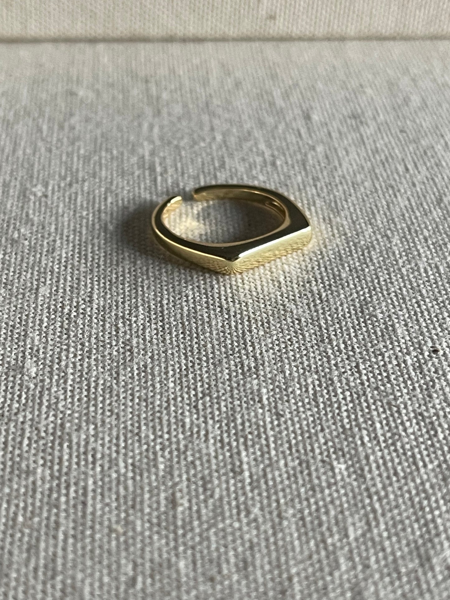Slim Bar Ring